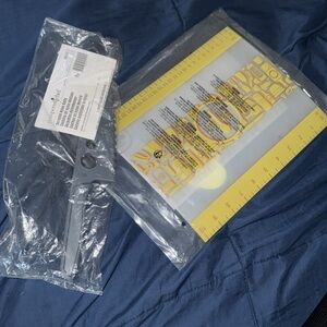 Pampered chef serated nylon knife & flexible cutting mats